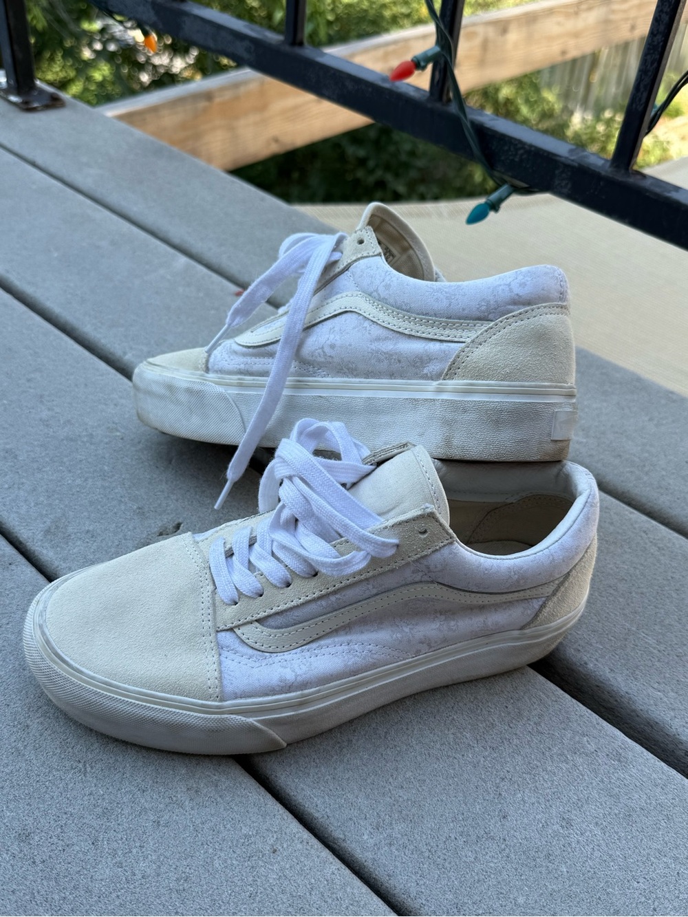 Vans Old Skool Low-Top Sneakers